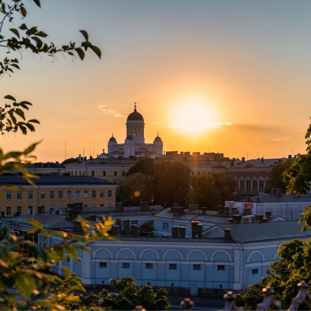 Happy Midsummer from the Kupoli team! 🌞
Midsummer is a celebration of Finland’s endless light and the magic of nature — a time to soak in the glow of the midnight sun and cherish the outdoors.
Kupoli is closed on Midsummer Friday and Saturday (20-21 June), but we will see you next week, inspired by these beautiful summer moments, with our summer menu ready to delight you! 🍓
#HappyMidsummer #KupoliBar #SummerVibes #MidnightSunMagic #NHCollectionHelsinkiGrandHansa #FinnishSummer #KupoliSummerMenu
📸 Visit Finland, Mikko Huotari