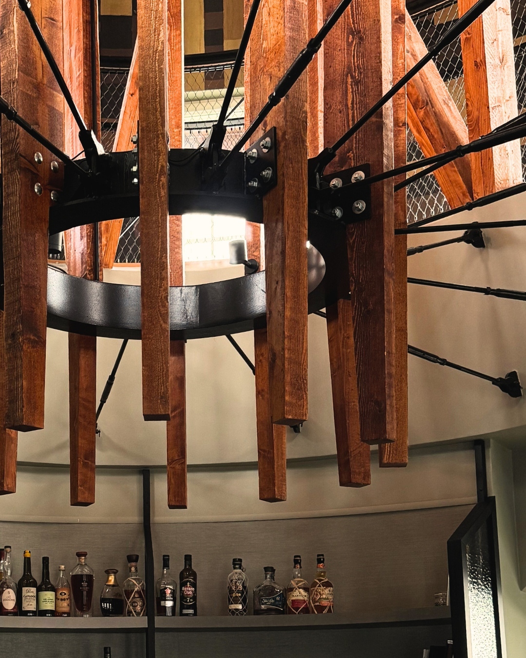 As the days get colder, find your cozy retreat at Kupoli cocktail bar! 🍂
Our warm atmosphere and crafted cocktails make Kupoli the perfect spot to escape the October chill. Settle in with a drink, take in the panoramic views of Helsinki, and enjoy.
#Kupoli #AutumnEvenings #HelsinkiCocktails #Helsinki #Kupolicocktails #Cocktail